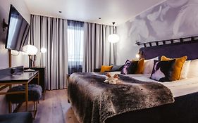 Arctic City Hotel
